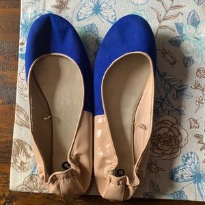 Women’s size 9 ballet flat in good condition
